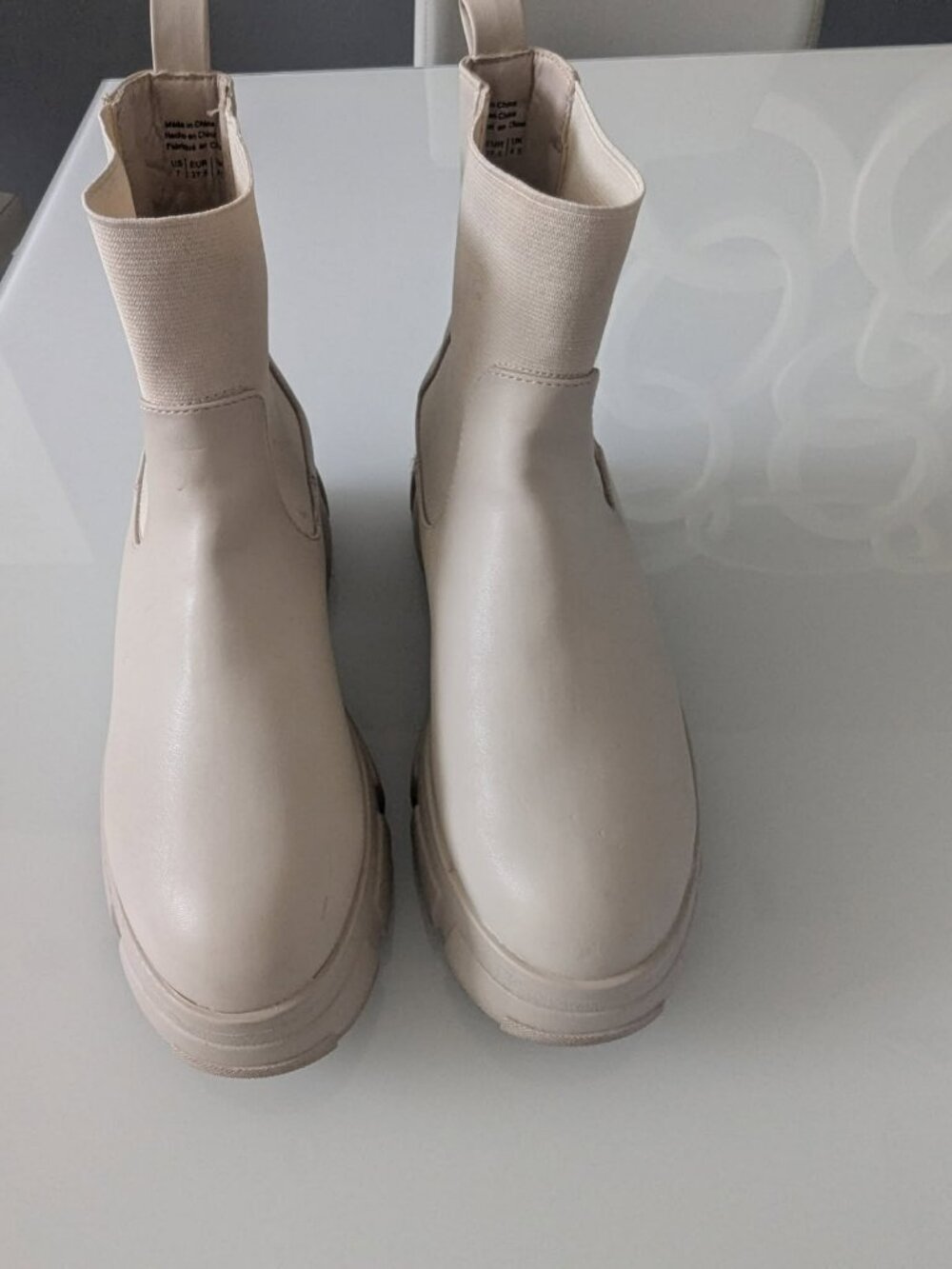 Chooka Waterproof Rain Boots – Size 8 – Excellent Condition